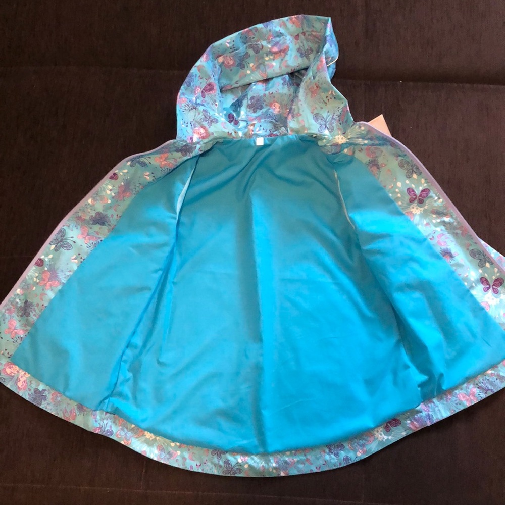 Cute rain jacket - Picture 4 of 5
